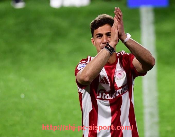 爱体育-法甲球员技术对比：传统技术与现代战术要求的融合与挑战